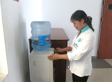 Kiểm tra chất lượng dịch vụ vệ sinh tại điểm ô tô việt hùng Kiểm tra chất lượng dịch vụ vệ sinh tại điểm ô tô việt hùng